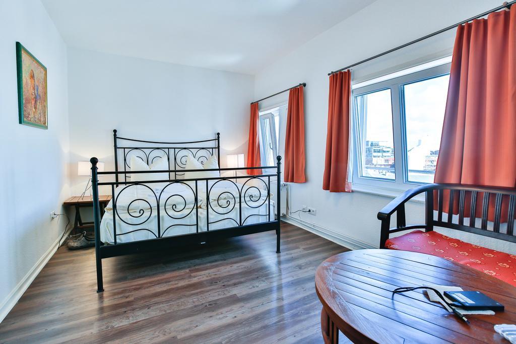 Riverside Apartments Lübeck Kültér fotó